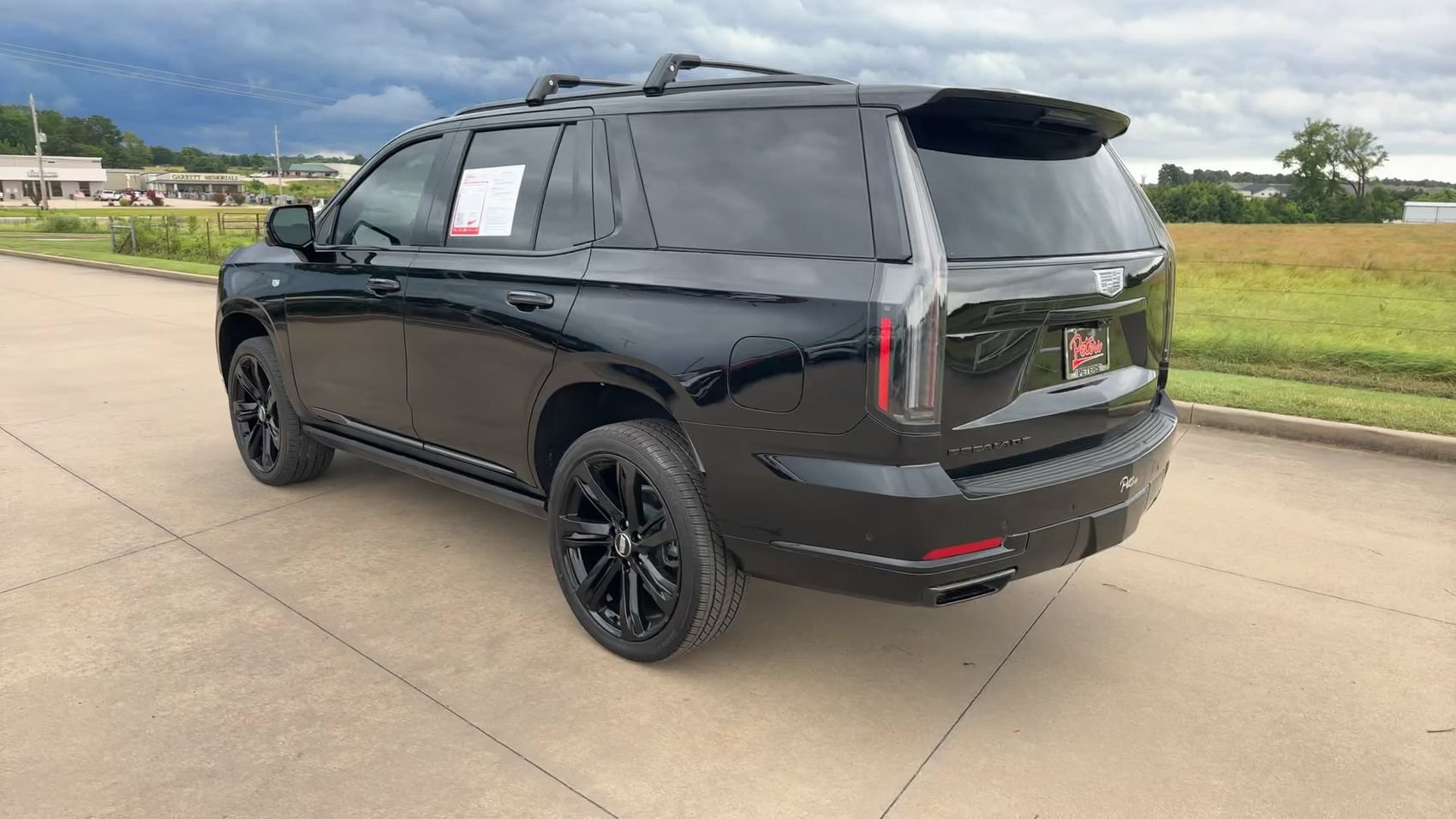 Used 2026 Cadillac Escalade Platinum Sport AWD/4WD image 7