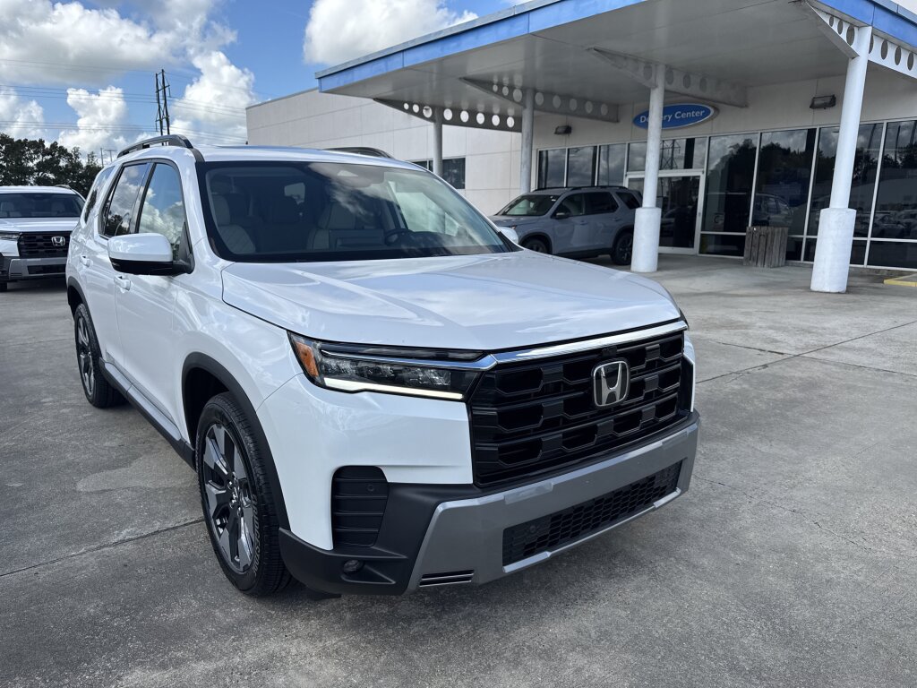 New 2026 Honda Pilot Elite image 3