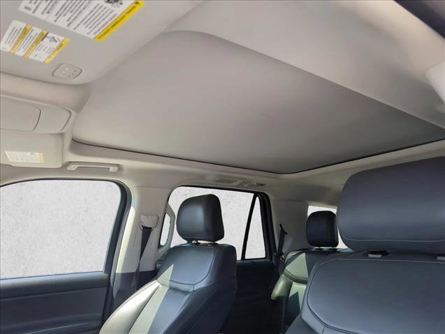 Used 2025 Ford Expedition Active image 15