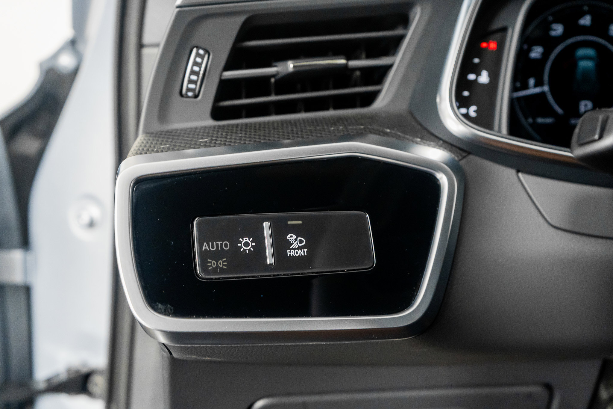 Used 2025 Audi RS 6 performance image 42