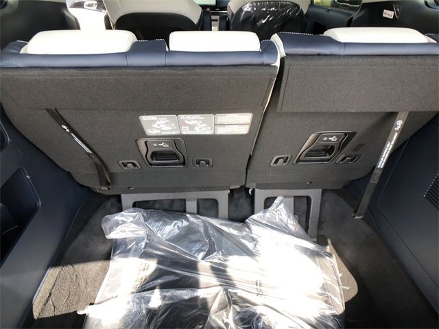 New 2026 Kia Carnival SX Prestige image 25