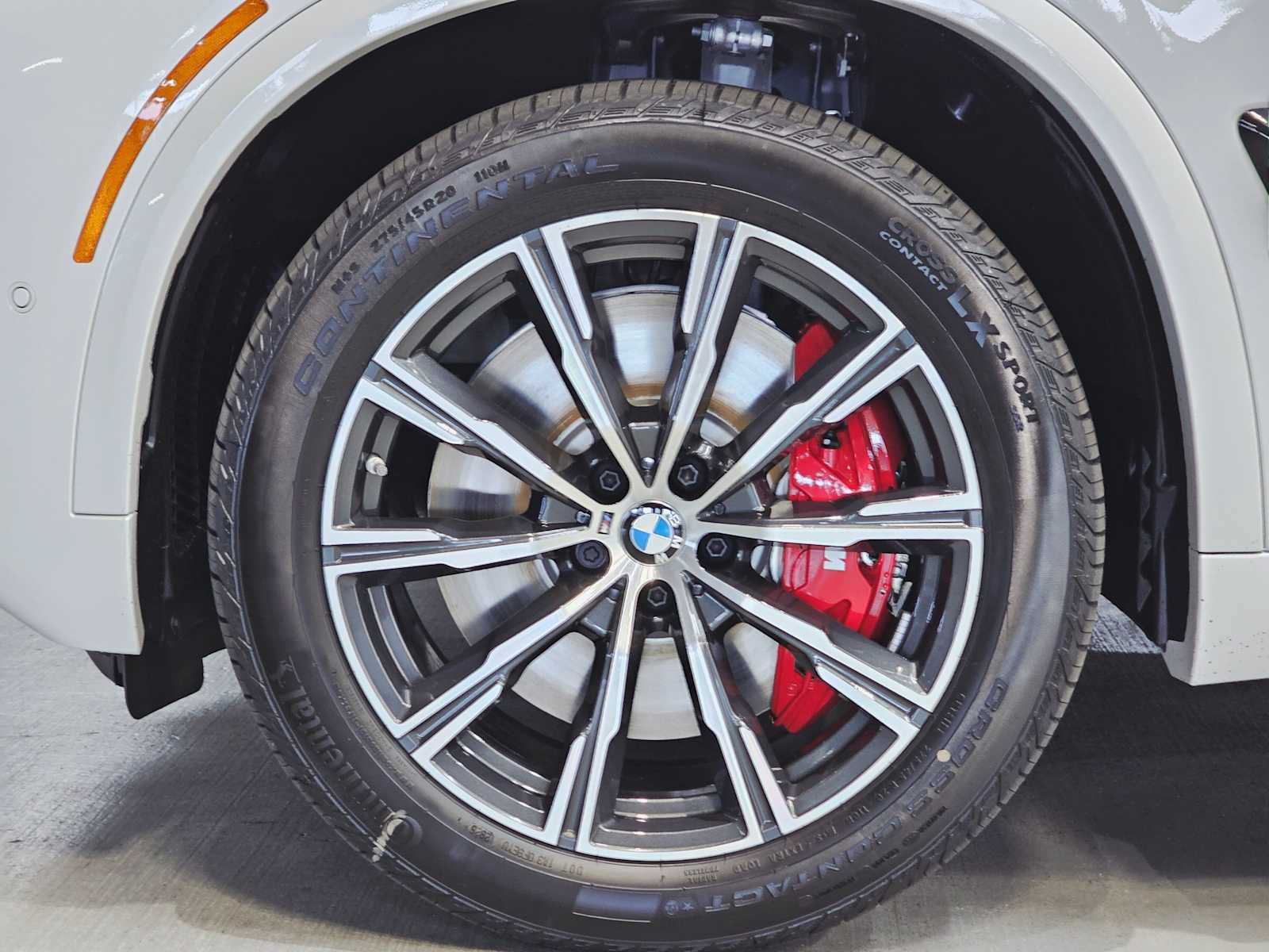 New 2026 BMW X5 M60i AWD/4WD image 8
