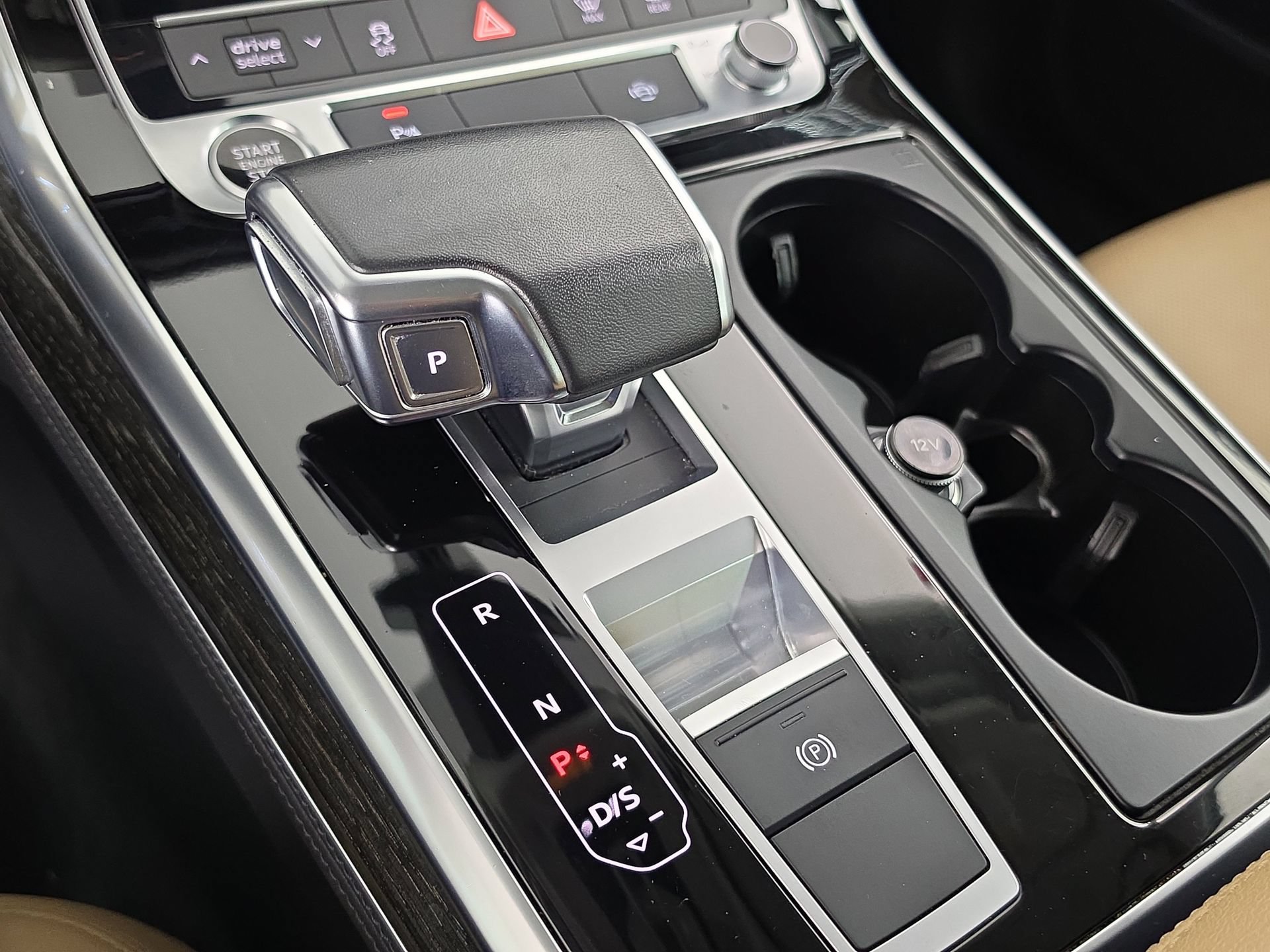 Used 2023 Audi Q7 2.0T Premium Plus w/ Premium Plus Package AWD/4WD image 33
