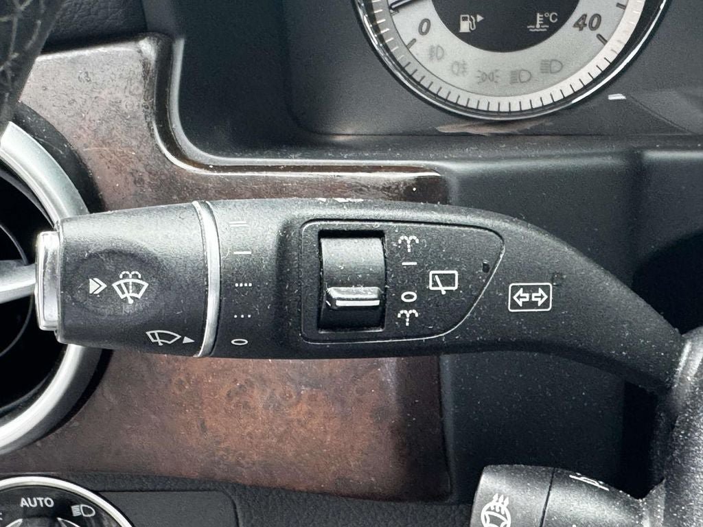 Used 2015 Mercedes-Benz GLK 350 4MATIC image 24
