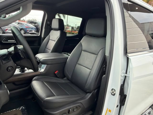 Used 2024 GMC Sierra 1500 SLT w/ SLT Premium Plus Package AWD/4WD image 18
