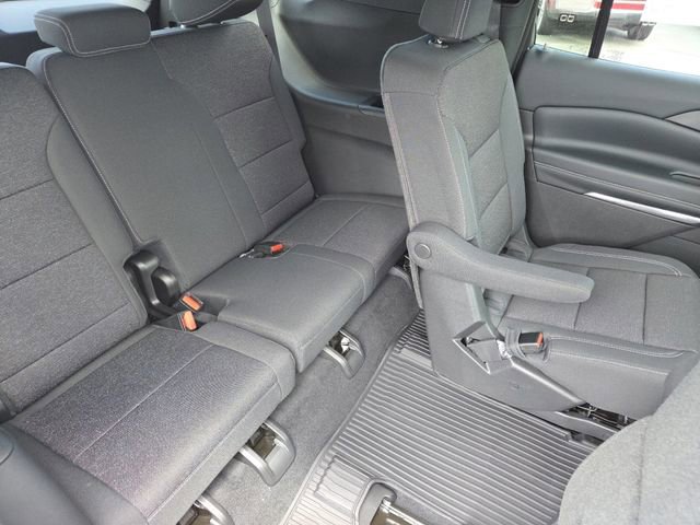 New 2026 Chevrolet Traverse LT w/ Driver Confidence Package FWD image 28