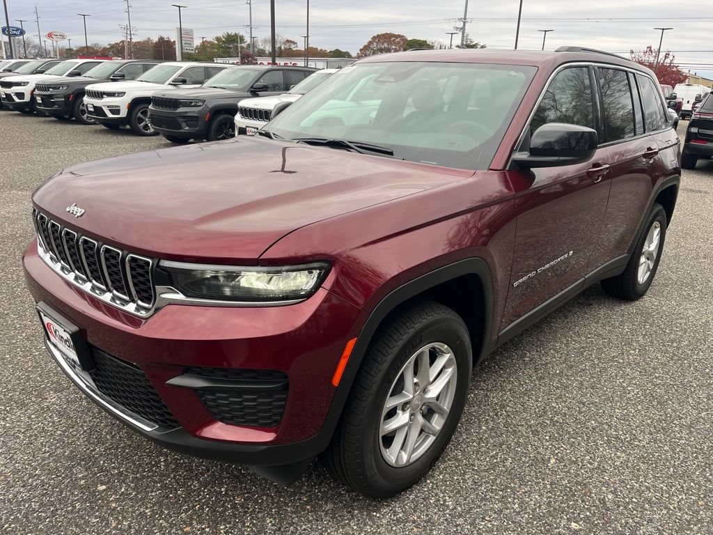 New 2025 Jeep Grand Cherokee Laredo X w/ Luxury Tech Group I AWD/4WD image 5
