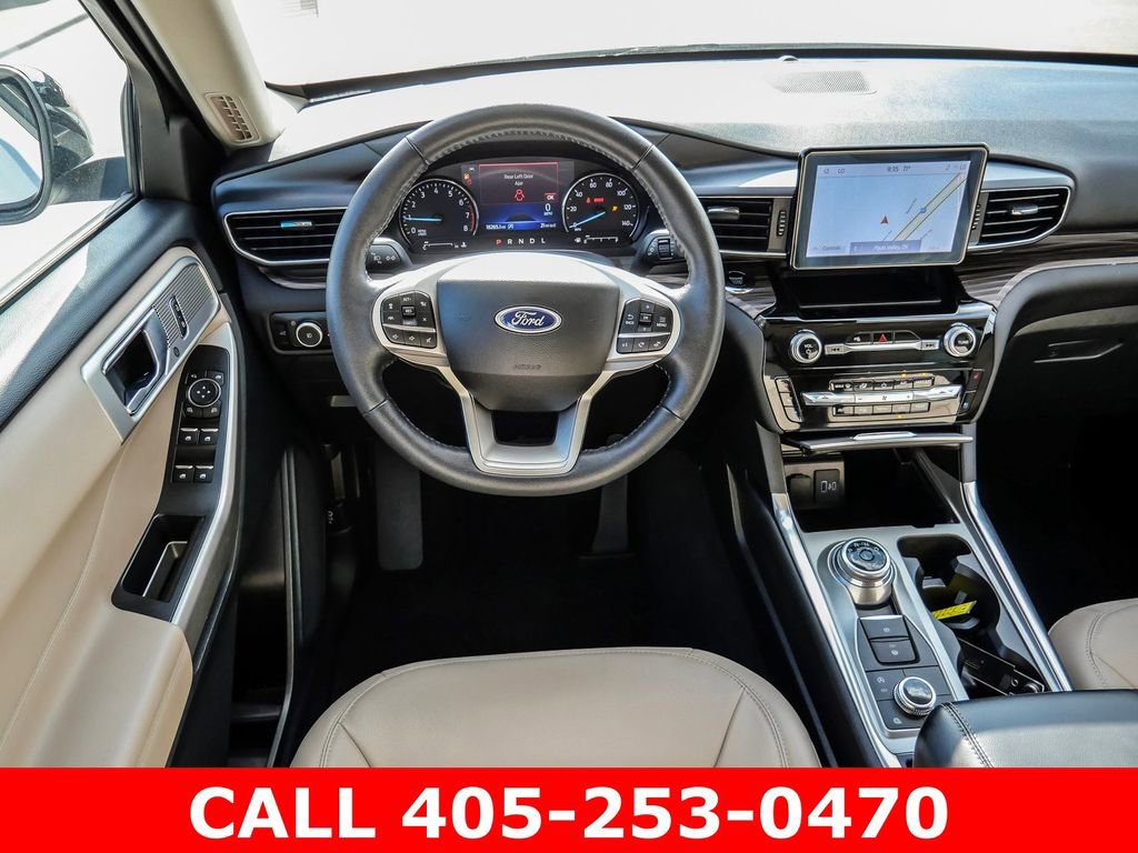 Used 2023 Ford Explorer Limited AWD/4WD image 26