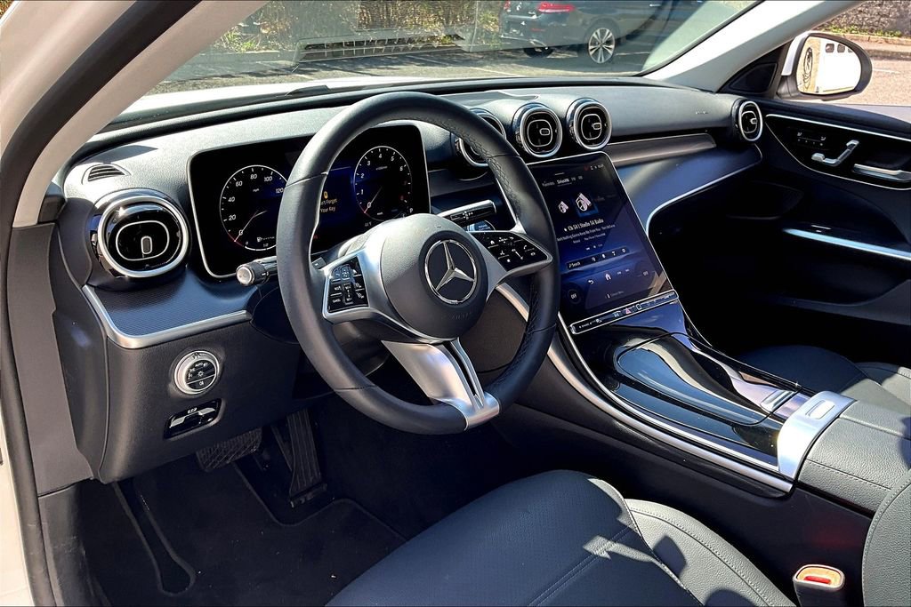 Used 2025 Mercedes-Benz C 300 4MATIC Sedan image 13