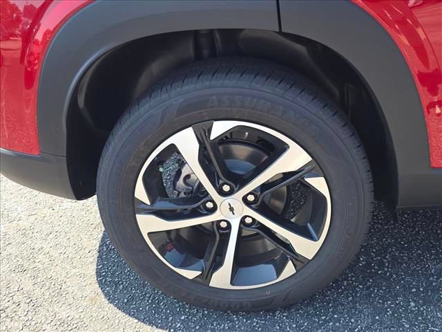 New 2026 Chevrolet Trax RS w/ Driver Confidence Package FWD image 30