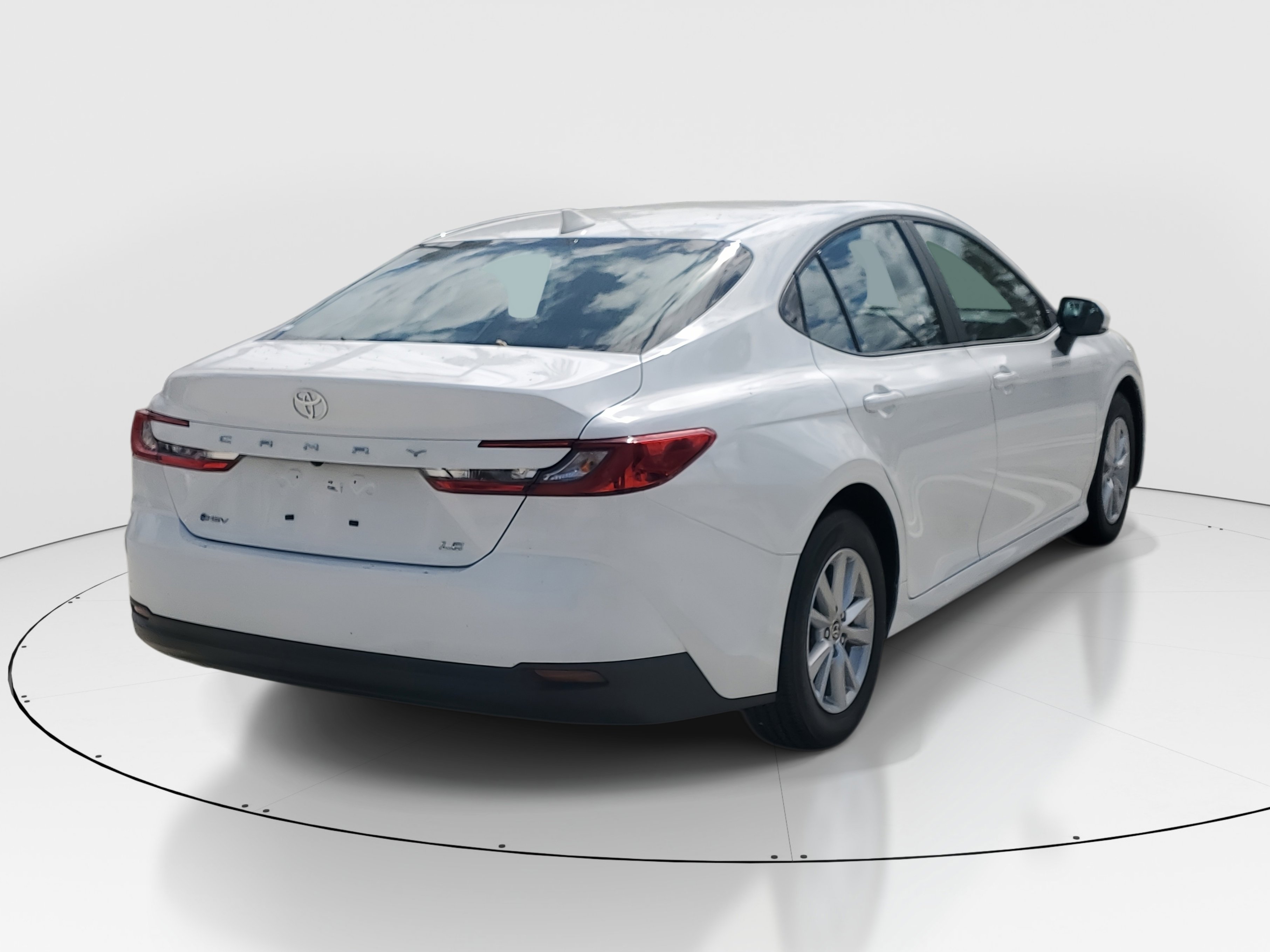 Certified 2025 Toyota Camry LE image 3