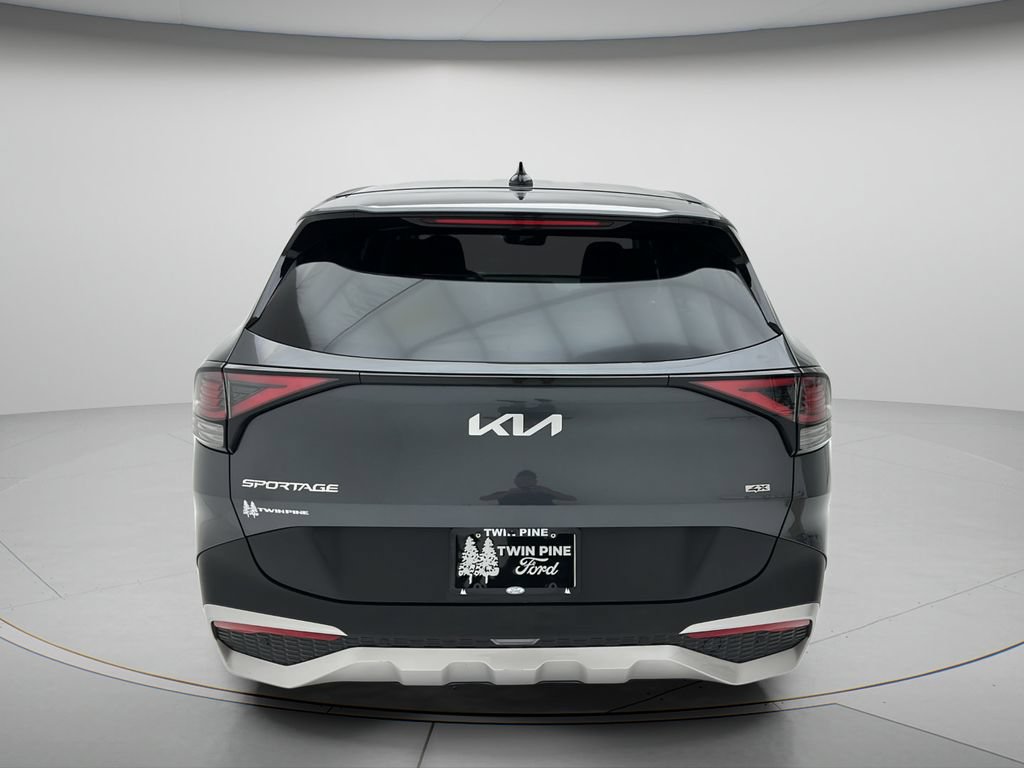 Used 2023 Kia Sportage LX AWD/4WD image 4