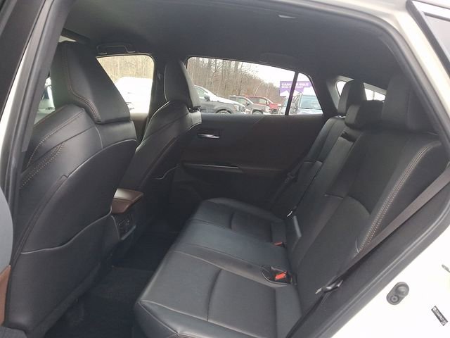 Used 2021 Toyota Venza XLE w/ Softex Package image 10