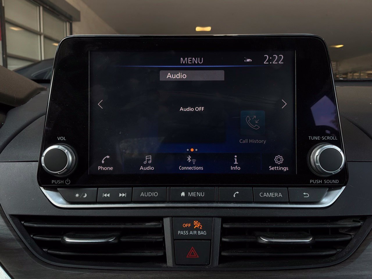 Used 2025 Nissan Altima 2.5 SV FWD image 30