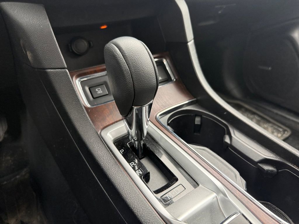 Used 2023 Subaru Ascent Touring image 21