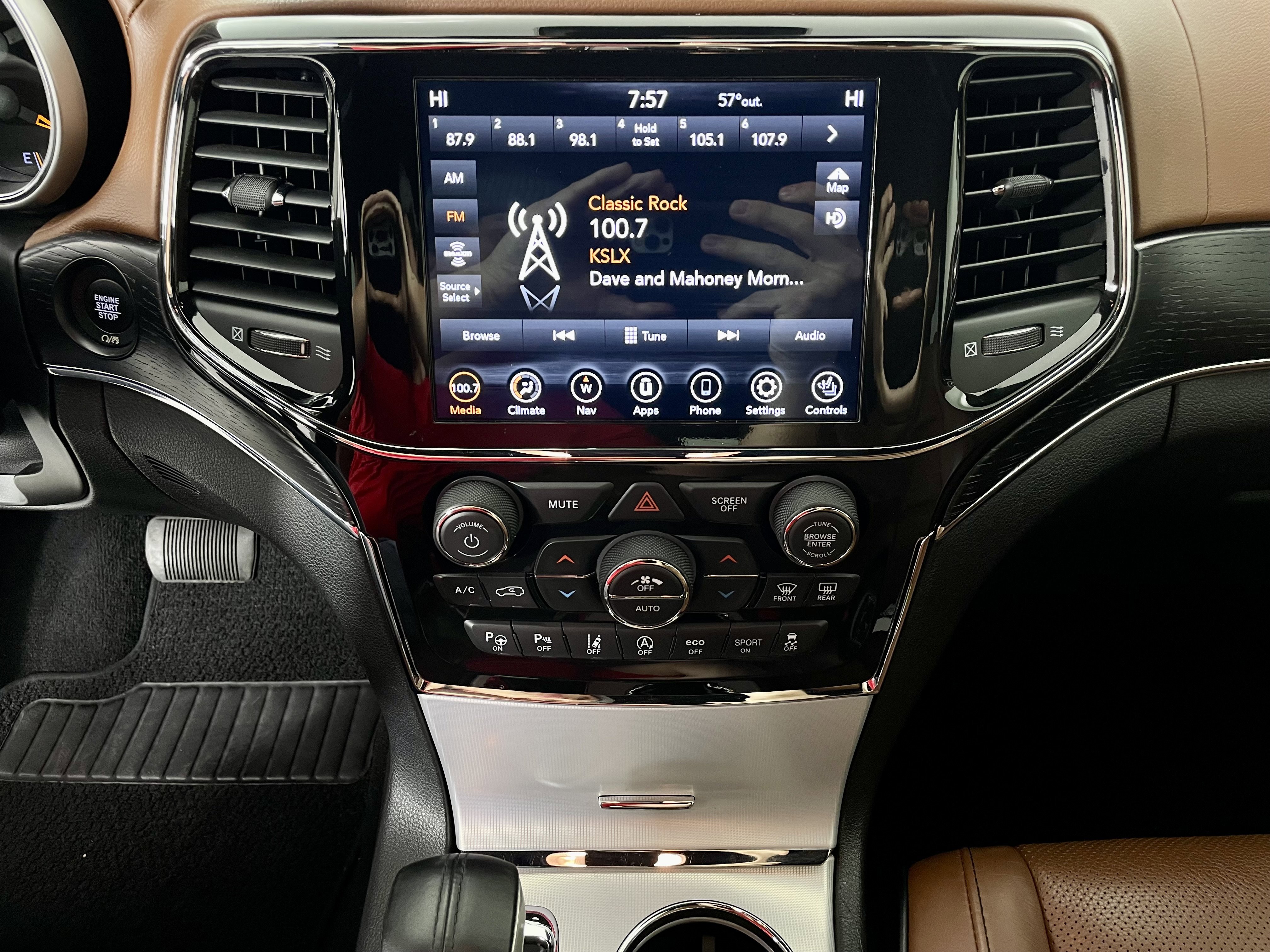 Certified 2021 Jeep Grand Cherokee Summit w/ Platinum Series Group image 22