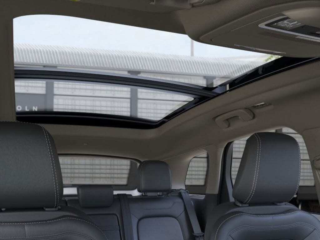 New 2026 Lincoln Corsair Premiere image 44