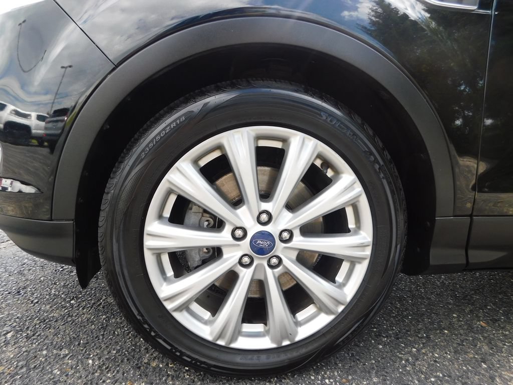 Used 2017 Ford Escape Titanium FWD image 10