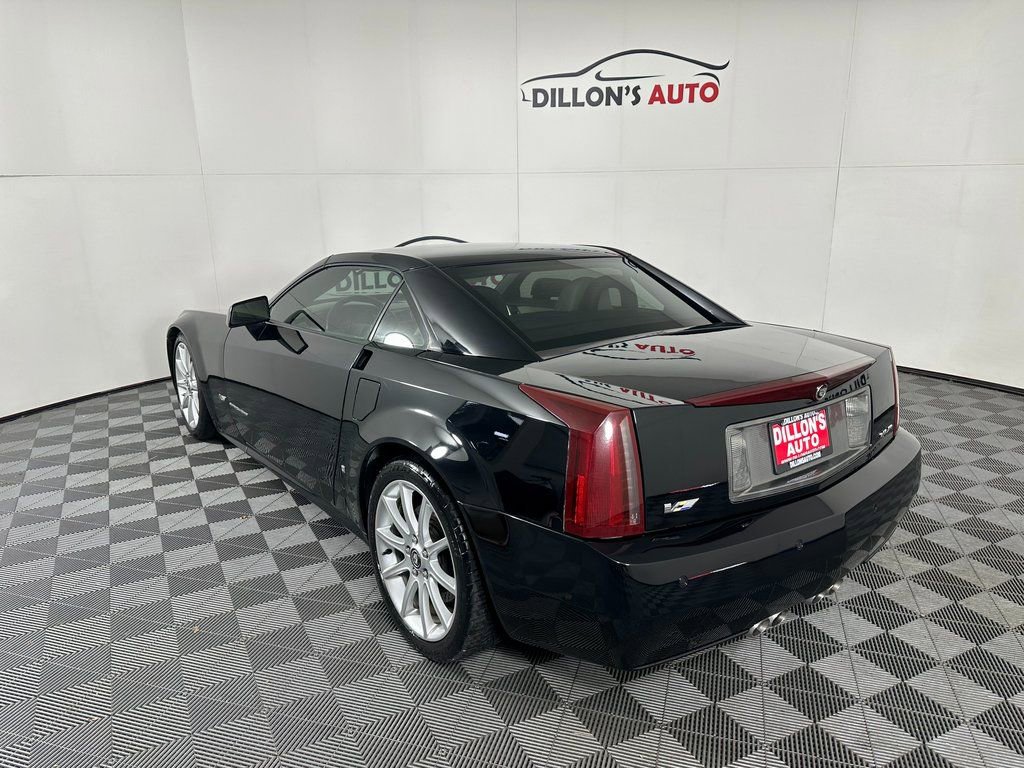 Used 2006 Cadillac XLR V image 4
