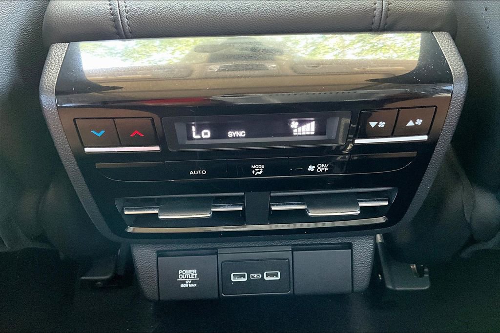 Used 2023 Acura MDX SH-AWD image 34