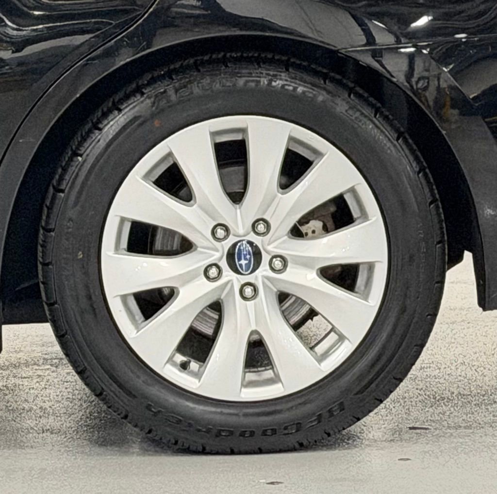 Used 2015 Subaru Legacy 2.5i Premium AWD/4WD image 8