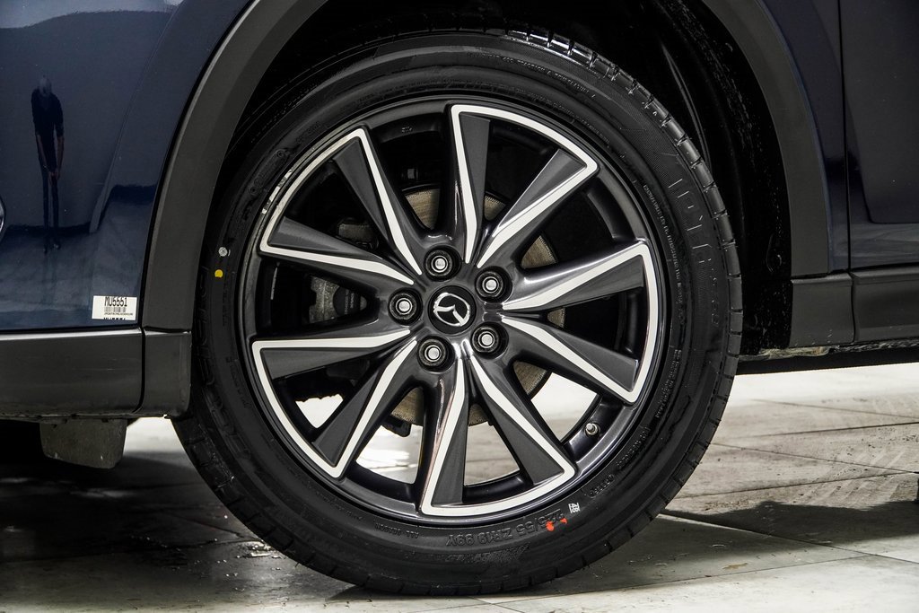Used 2018 MAZDA CX-5 Touring w/ Preferred Equipment Package image 3
