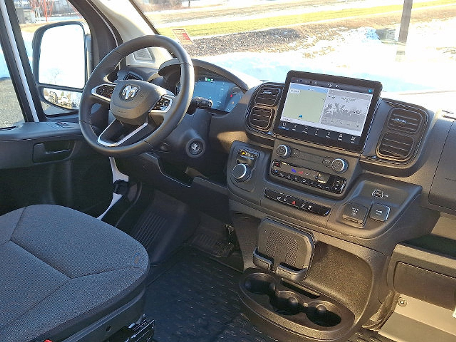 Used 2024 RAM ProMaster 3500 w/ Delivery Van Package FWD image 8
