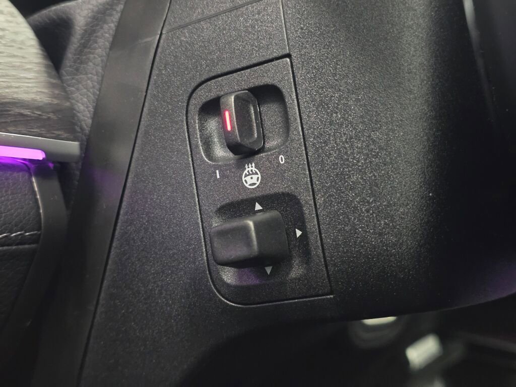 New 2026 Mercedes-Benz GLE 53 AMG 4MATIC Coupe image 38