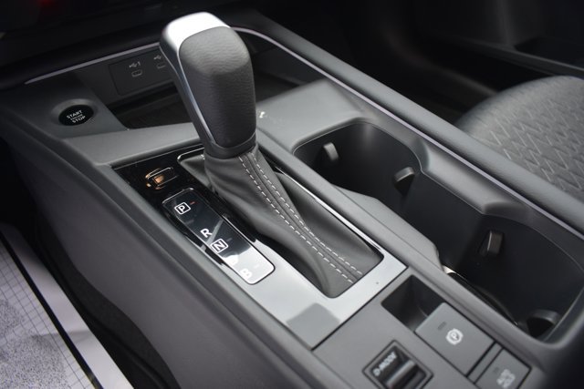New 2026 Nissan Sentra SV w/ SV Convenience Package FWD image 24