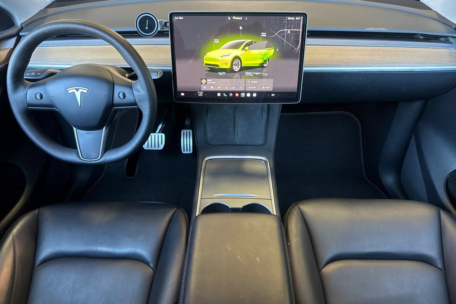 Used 2025 Tesla Model Y Performance AWD/4WD image 16