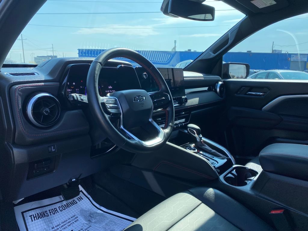 Used 2024 Chevrolet Colorado Z71 w/ Z71 Convenience Package 2 image 9