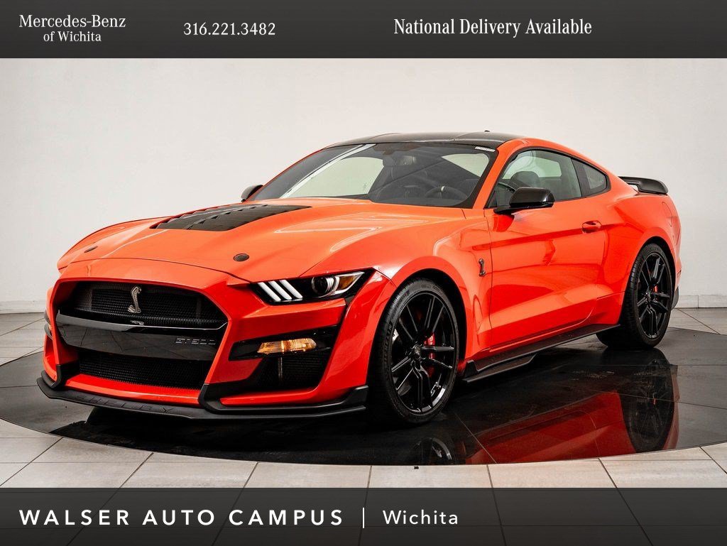 Used 2022 Ford Mustang Shelby GT500 w/ Technology Package RWD image 1