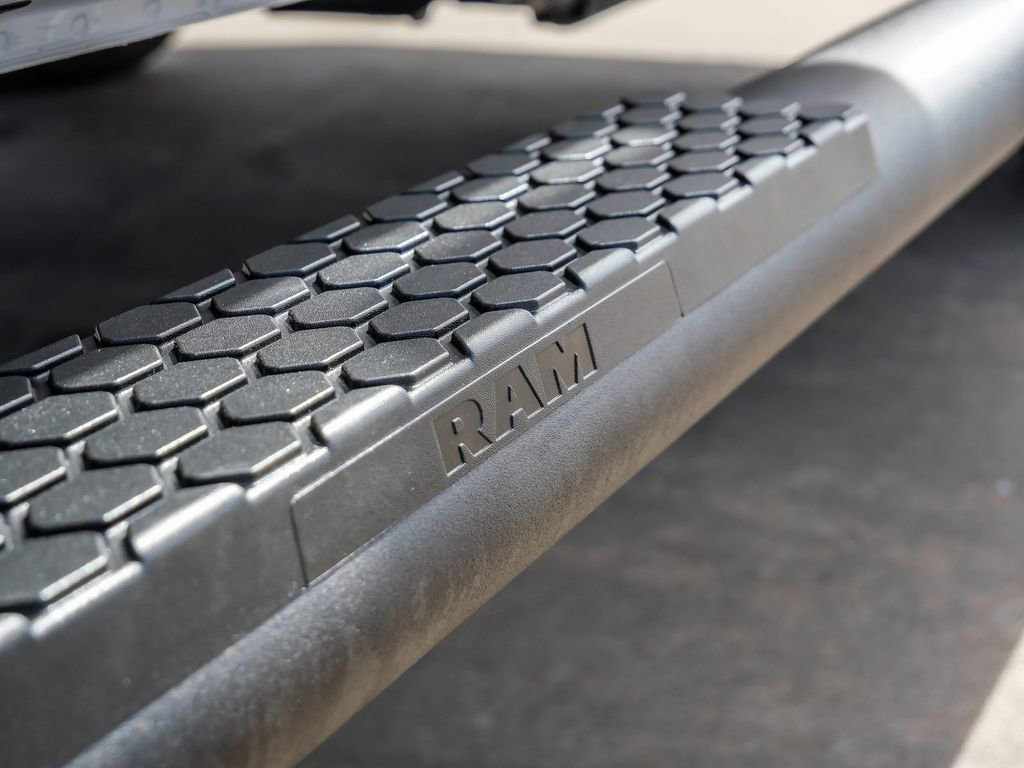 Used 2026 RAM 2500 Laramie w/ Towing Technology Group AWD/4WD image 12