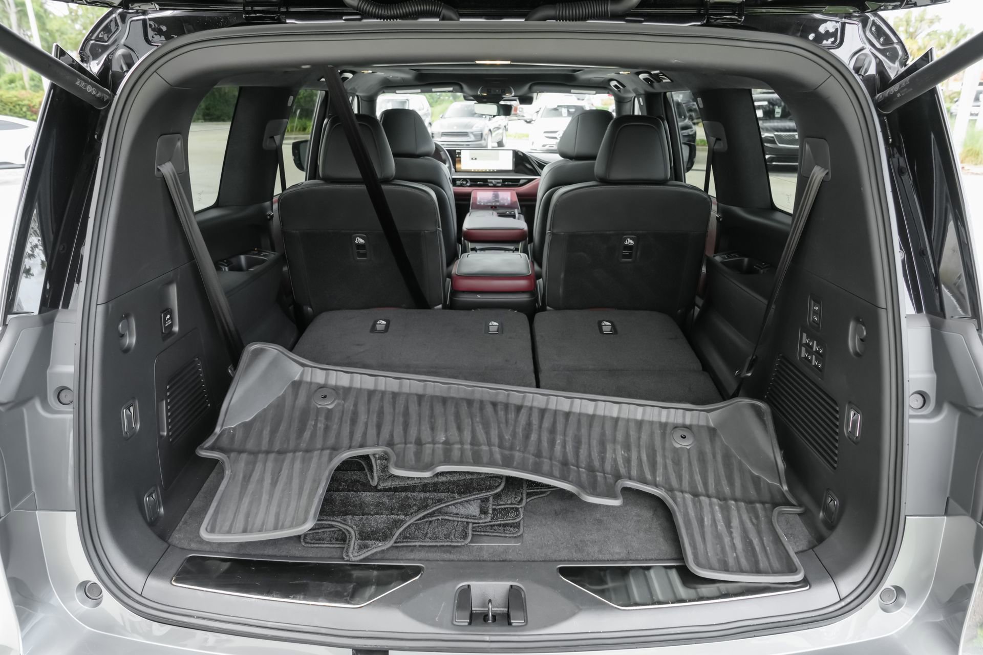 Certified 2025 INFINITI QX80 Autograph AWD/4WD image 40