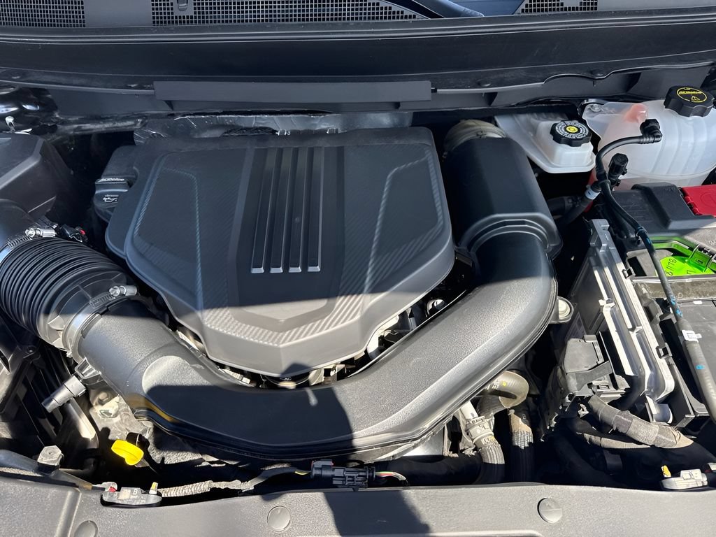 Used 2024 Chevrolet Traverse RS w/ LPO, Floor Liner Package AWD/4WD image 35