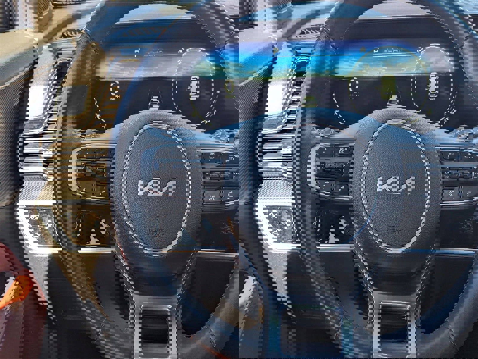 Used 2024 Kia Sportage SX image 24