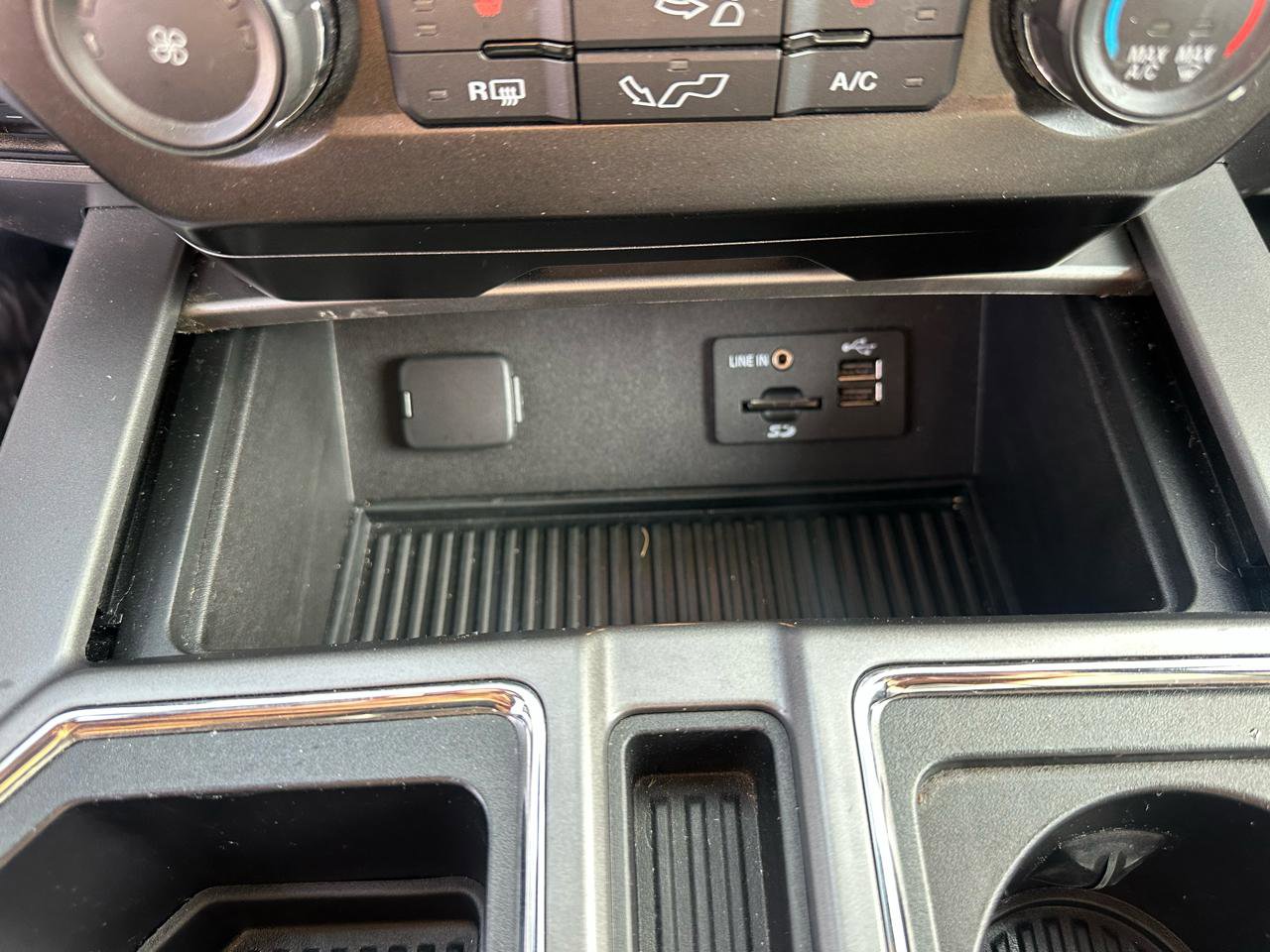 Used 2015 Ford F150 XLT w/ Equipment Group 302A Luxury RWD image 50