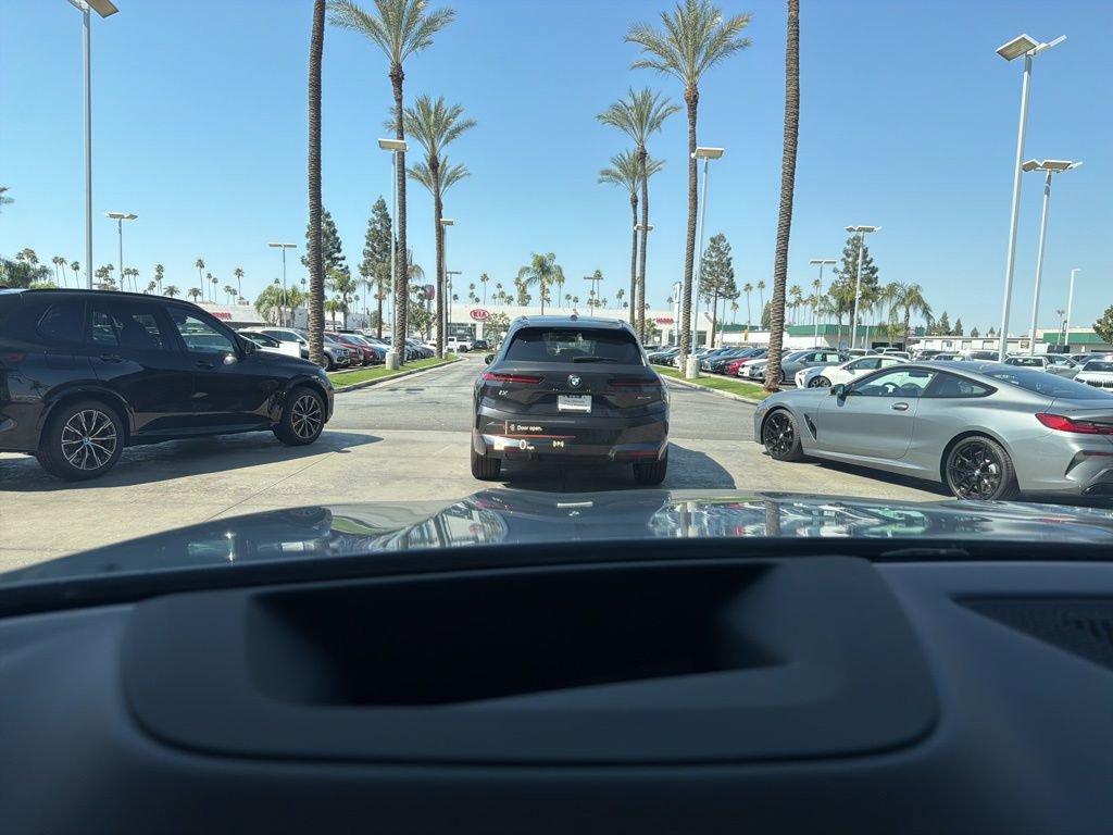 Used 2026 BMW X5 xDrive40i w/ M Sport Package image 19