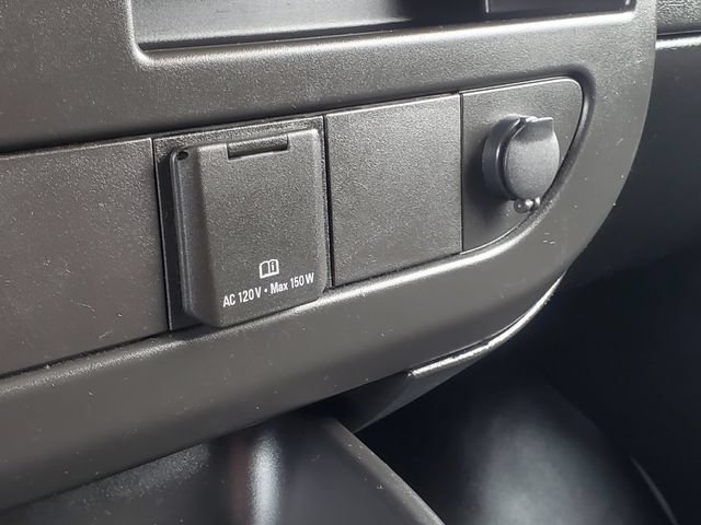 Used 2021 GMC Savana 2500 w/ Driver Convenience Package RWD image 17