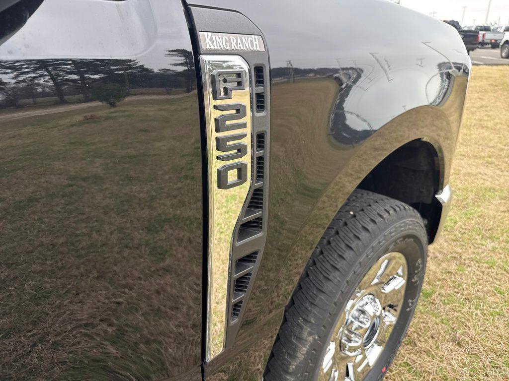 New 2026 Ford F250 King Ranch w/ Chrome Package AWD/4WD image 54
