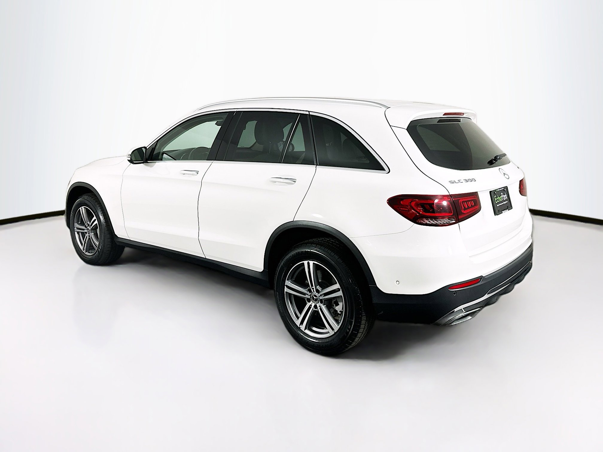 Used 2022 Mercedes-Benz GLC 300 4MATIC w/ Premium Package Lite image 5