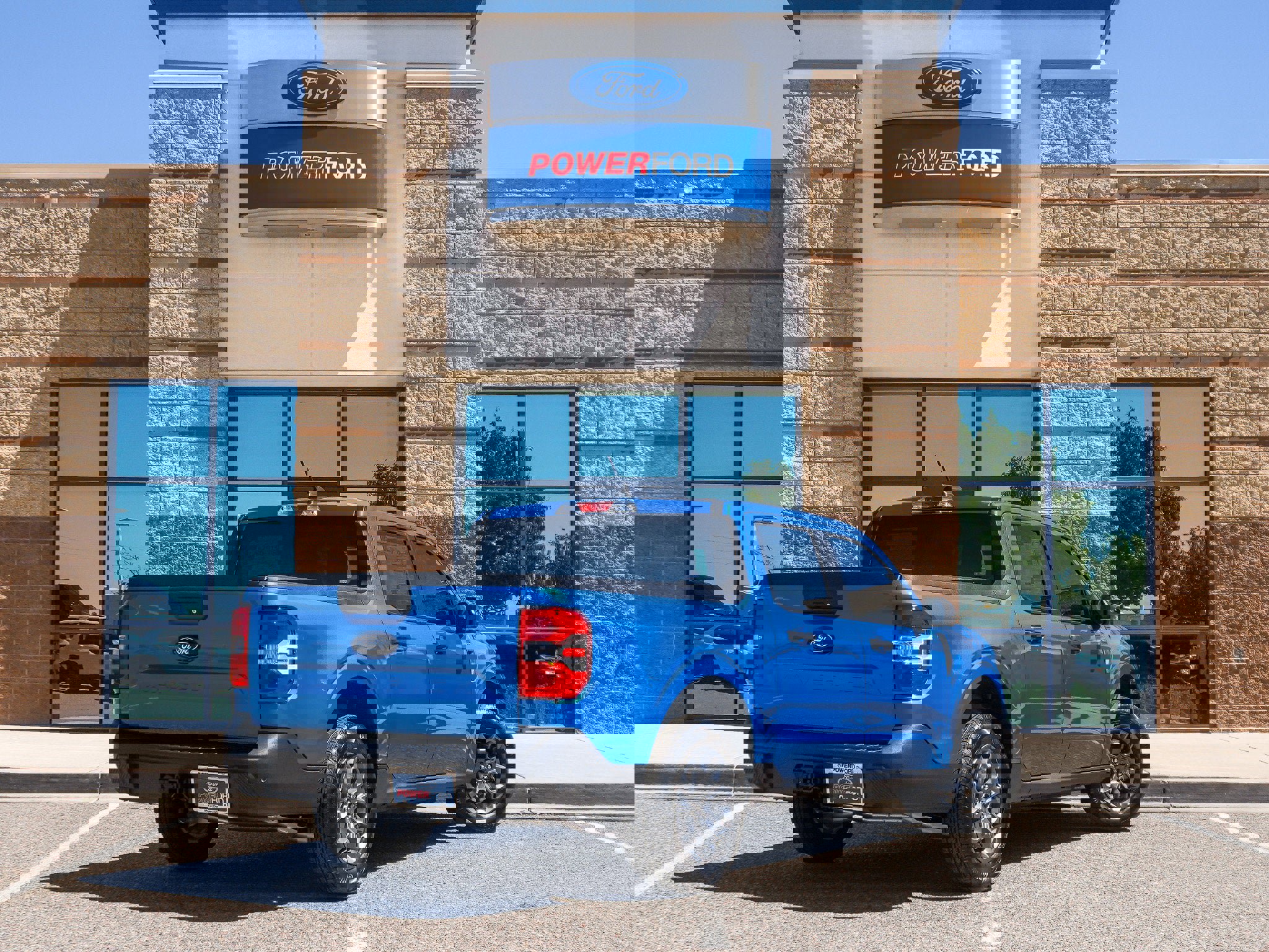 New 2025 Ford Maverick XLT w/ Equipment Group 301A image 6