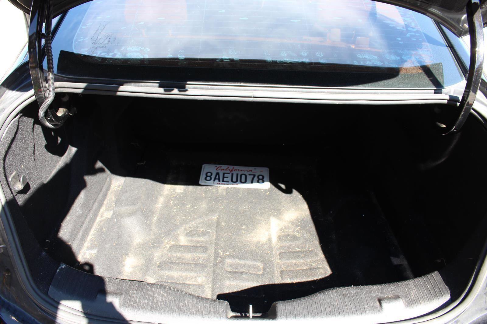 Used 2017 Chevrolet Cruze LS FWD image 33