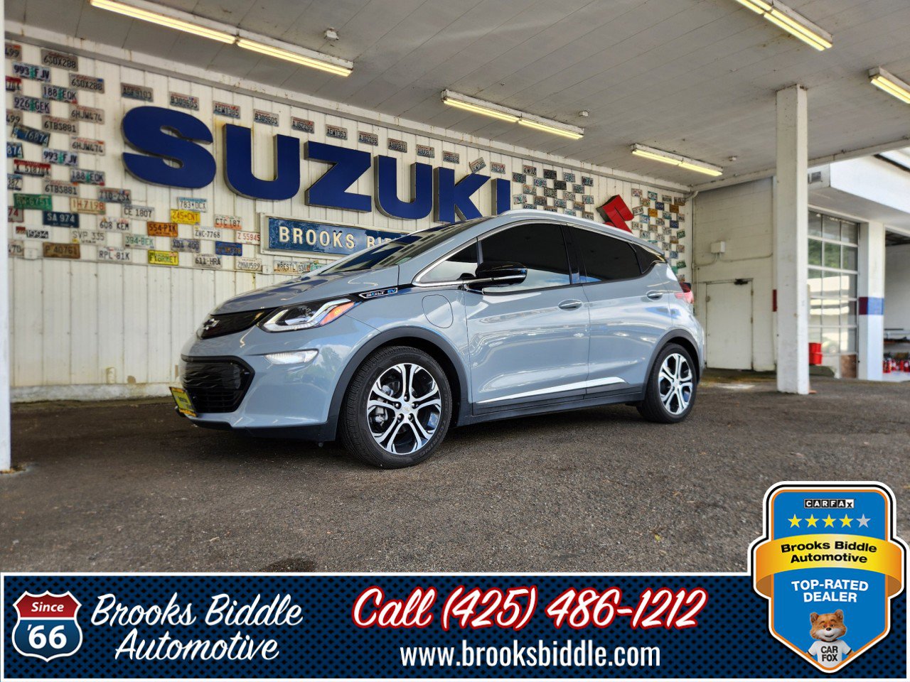 Used 2020 Chevrolet Bolt Premier w/ Infotainment Package FWD image 1