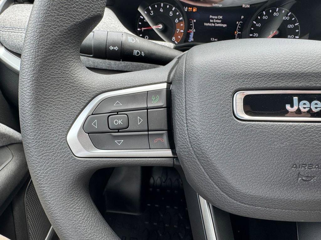 New 2025 Jeep Compass Sport image 21