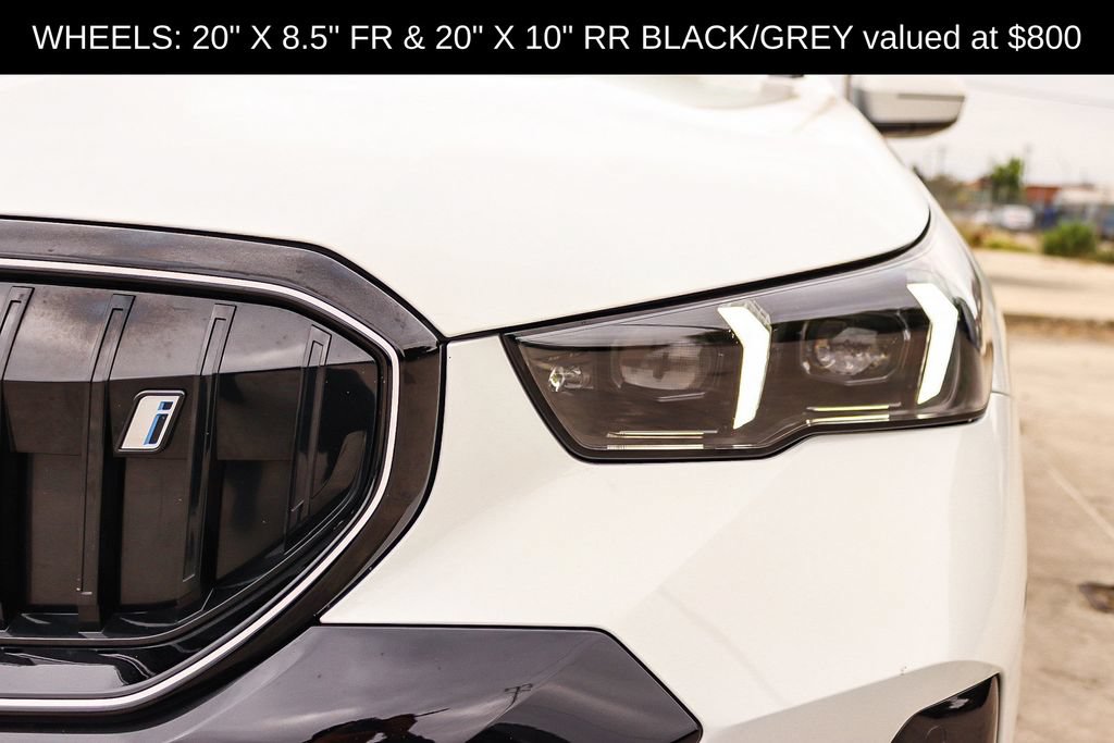 Used 2026 BMW i5 eDrive40 w/ M Sport Package RWD image 9