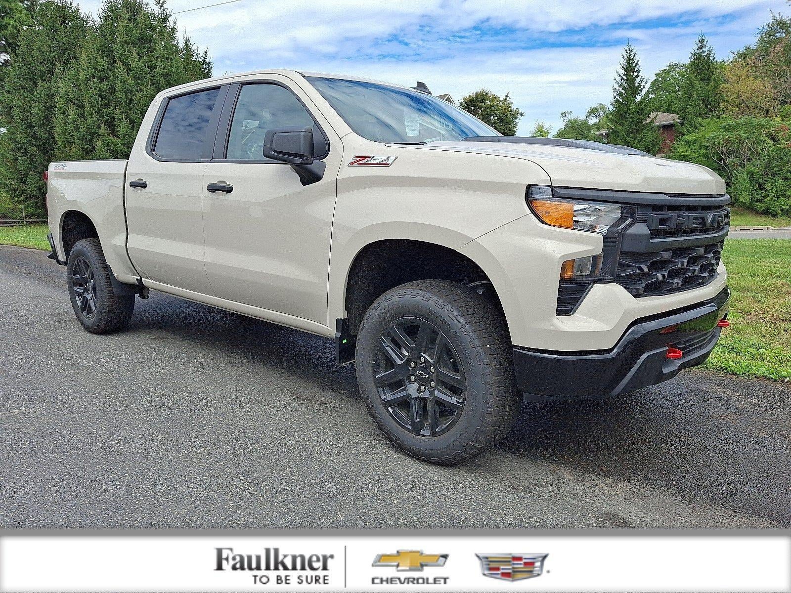 New 2026 Chevrolet Silverado 1500 Custom Trail Boss w/ LPO, Dark Essentials Package