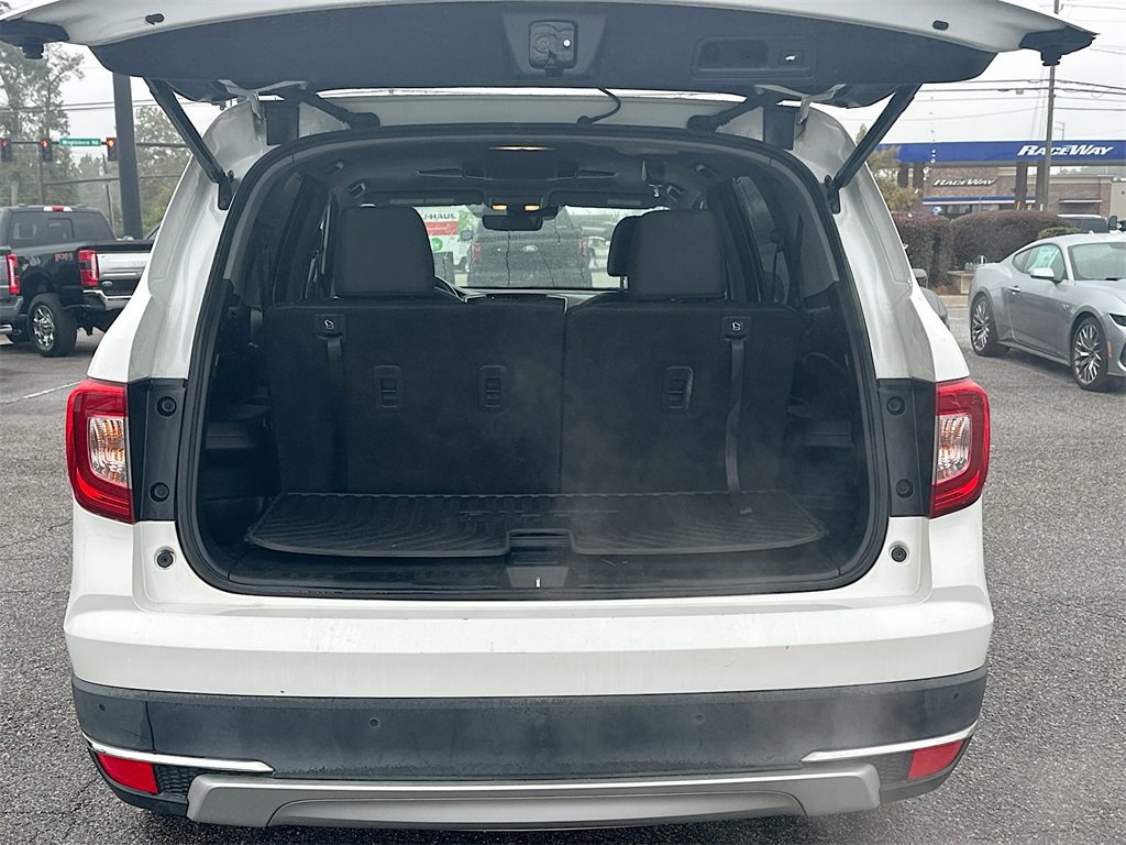 Used 2021 Honda Pilot Touring image 16