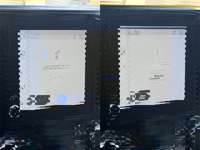 Used 2023 Toyota Highlander XLE image 19