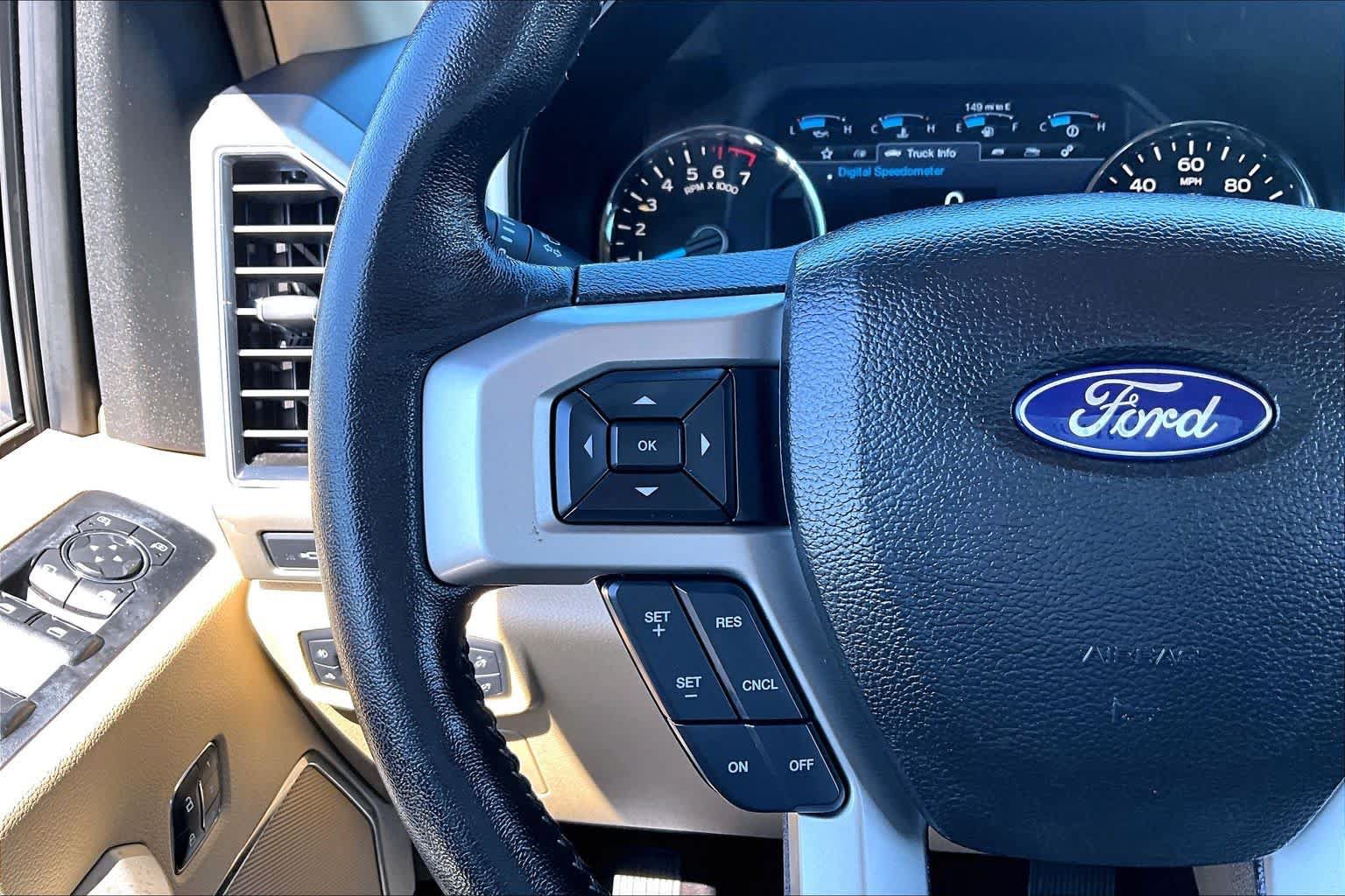 Used 2017 Ford F150 Lariat AWD/4WD image 24